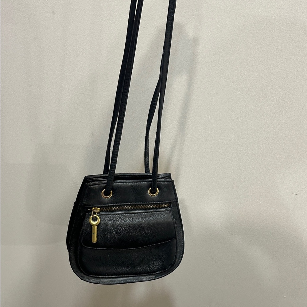 Elegant Black Leather Shoulder Bag